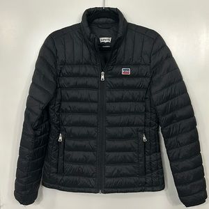 Levi’s Quilted Down Puffer Jacket-Packable